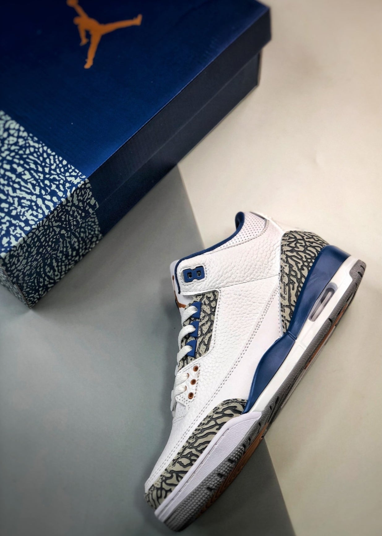 Jordan 3 retro (wizards)