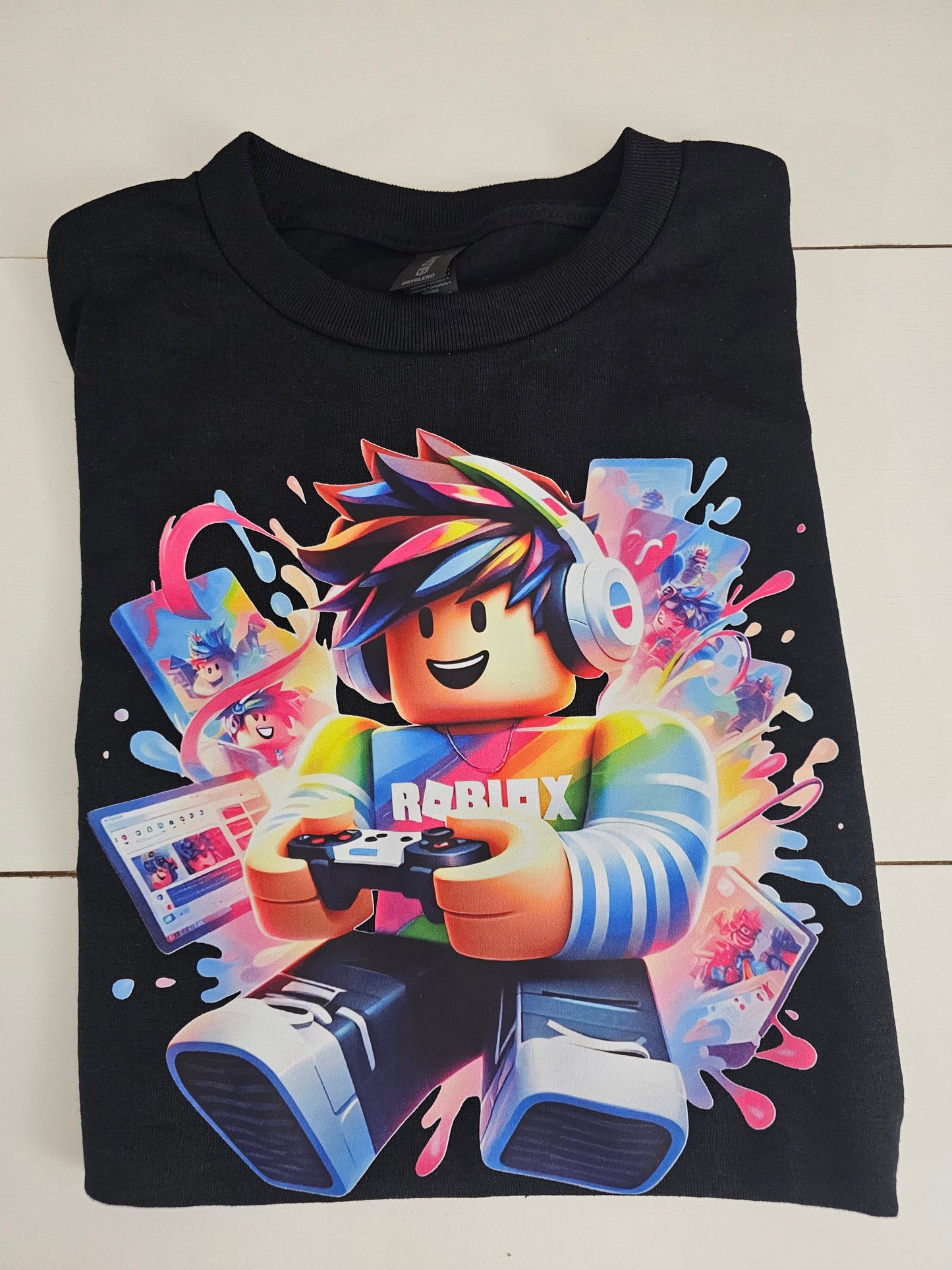 Roblox T-SHIRT youth size L